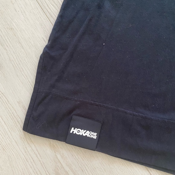 Hoka One One T-Shirt - Picture 3 of 4